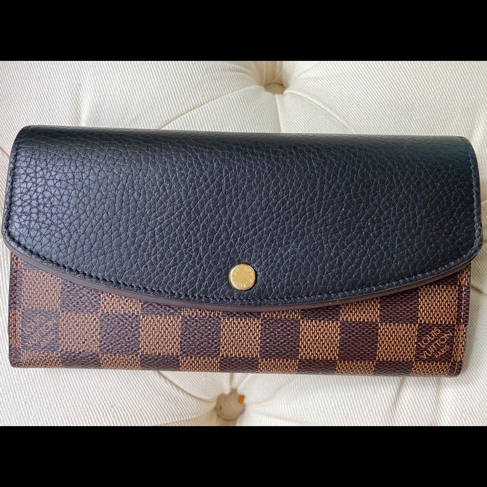 Louis Vuitton Sarah Wallet